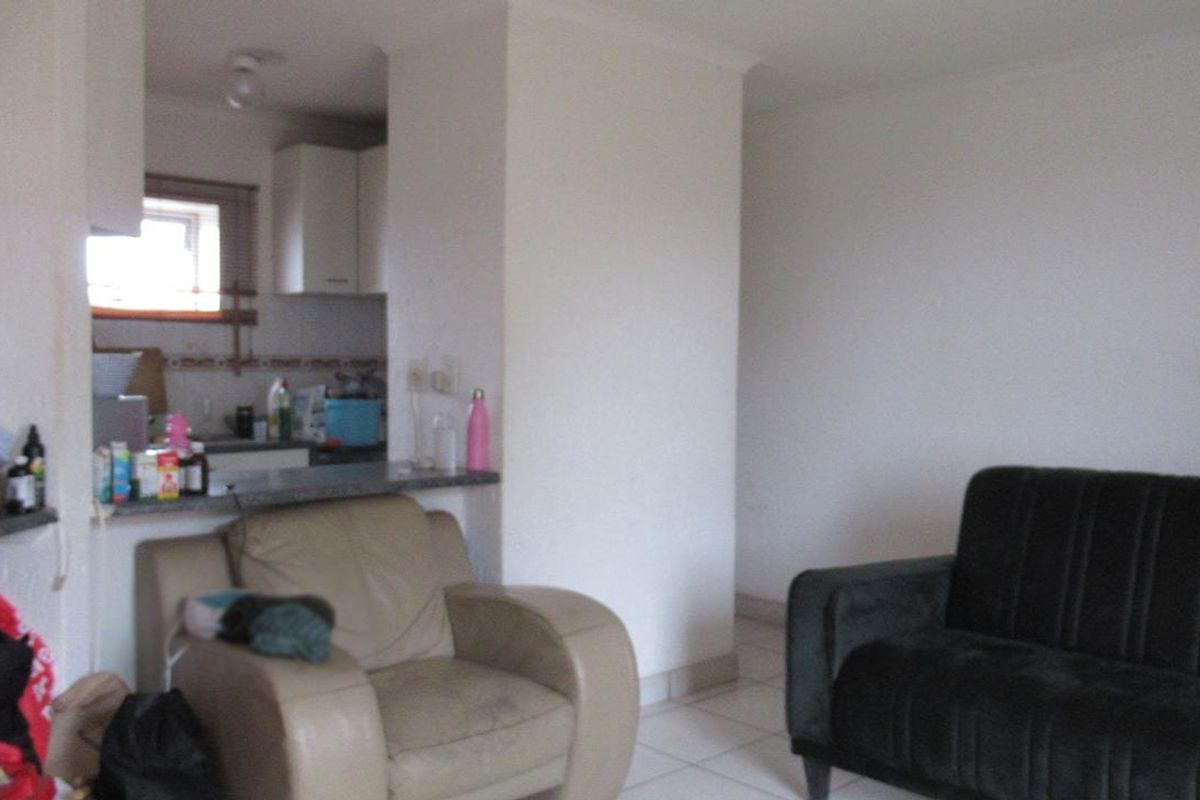 2 Bedroom Unit For sale in Winchester Hills - Photo 4