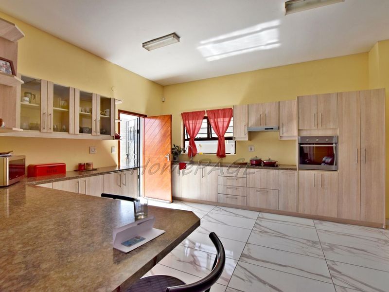 Mondesa, Swakopmund:  Neat Double Storey Home is for Sale - Photo 5