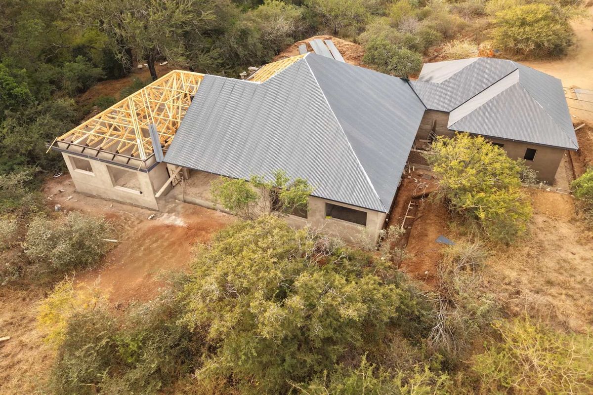 New, 4-Bedroom Family Home – under construction in Blyde Wildlife Estate - Photo 3