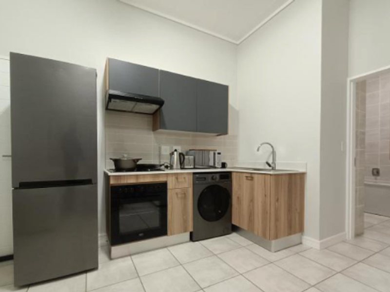 "GreenCreek Elegance: 1-Bed, Prime Location!" - Photo 2