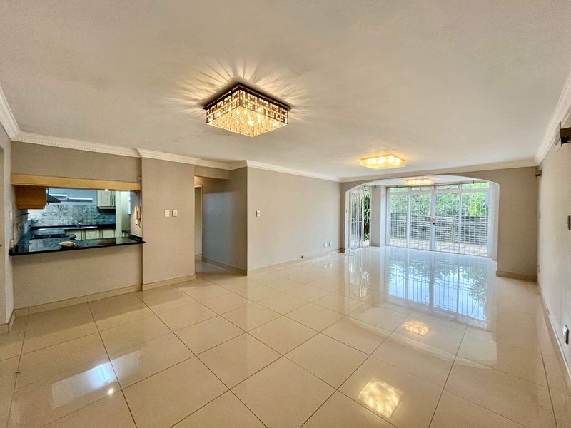 Hendra - 3 Bedroom simplex in Umgeni park - Photo 1