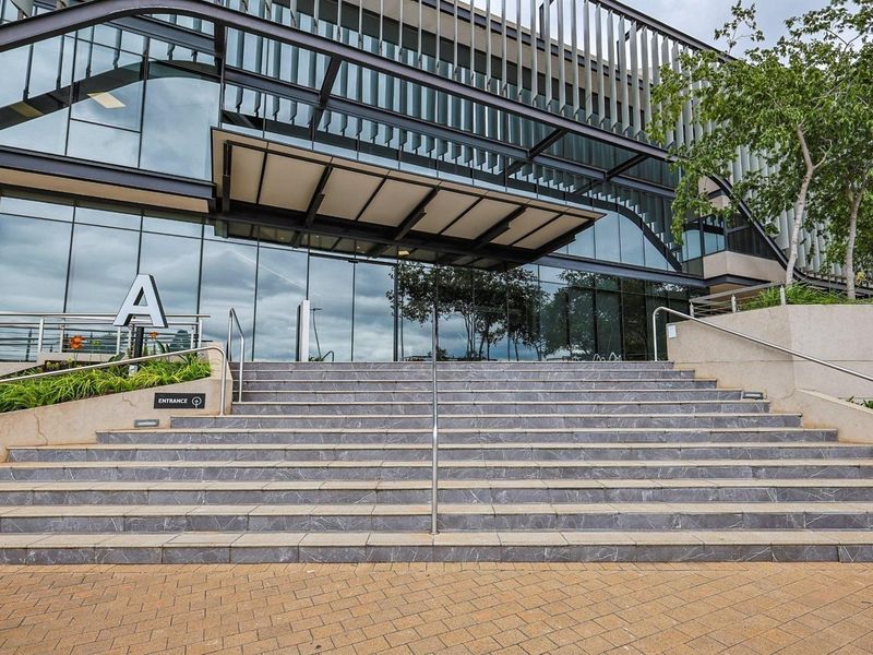 Elevate Your Corporate Presence at Irene Link - Photo 6