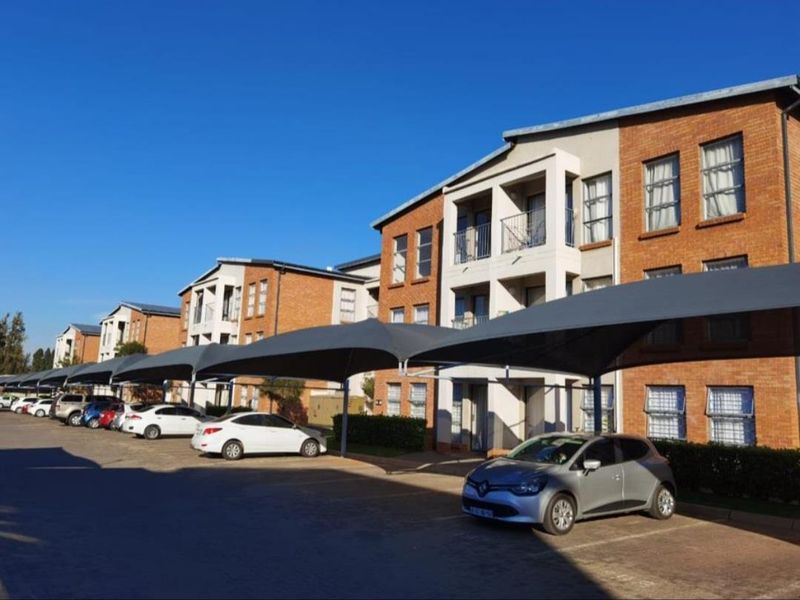 2 Bedroom Apartment - Photo 3