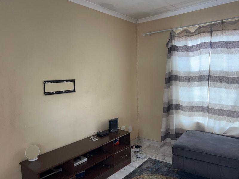 Riverside View - Family Home R 760 000 ! - Photo 4