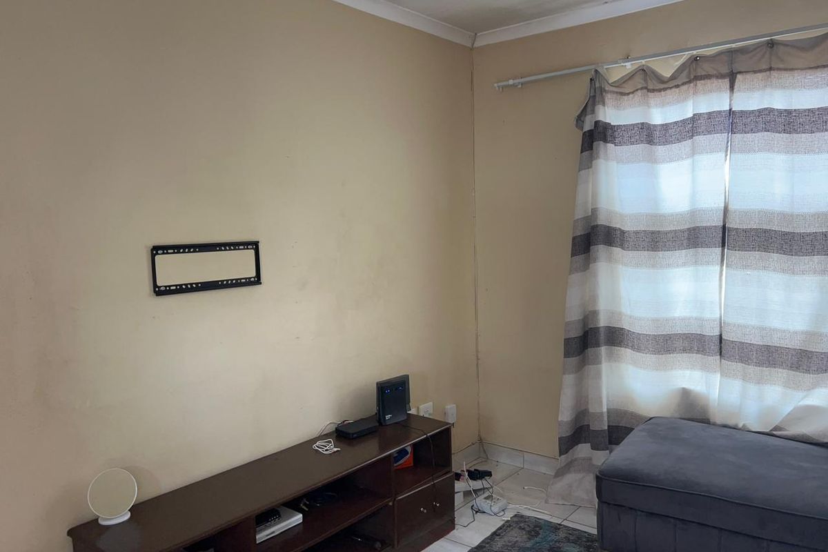 Riverside View - Family Home R 760 000 ! - Photo 4