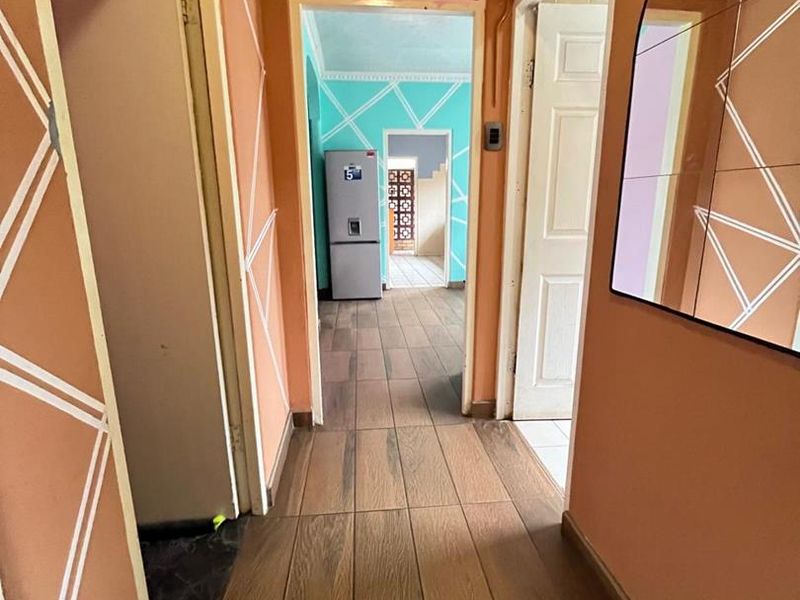 9-Bedroom Investment - Photo 7