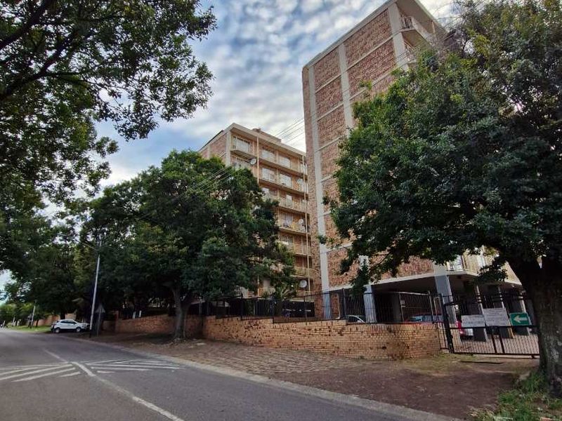 2 bedroom apartment for sale in Silverton. - Photo 4