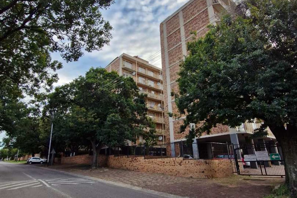 2 bedroom apartment for sale in Silverton. - Photo 4