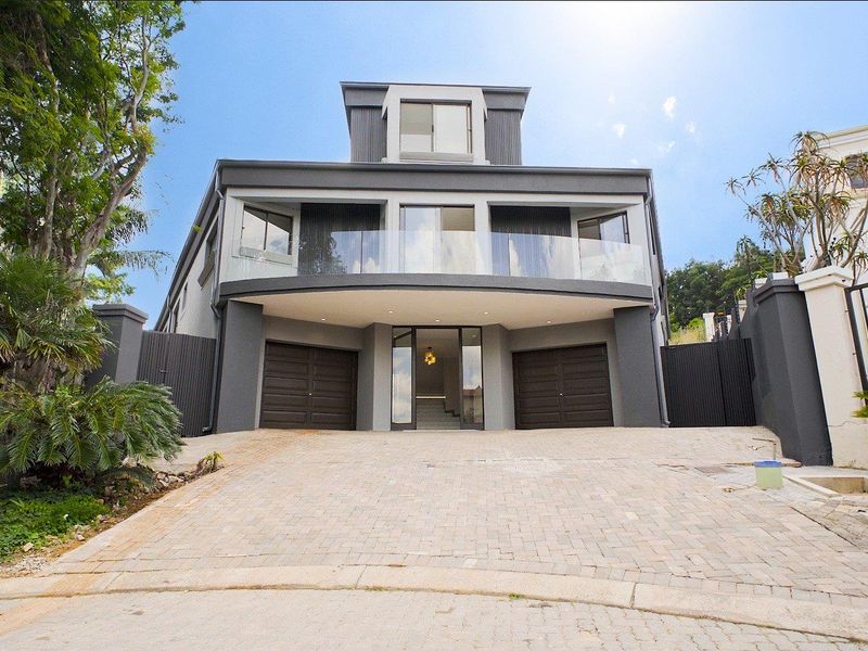 Be the first to rent this Luxury Family Home | Newly Renovated Modern Masterpiece in Prime Waterkloof Ridge - Photo 6