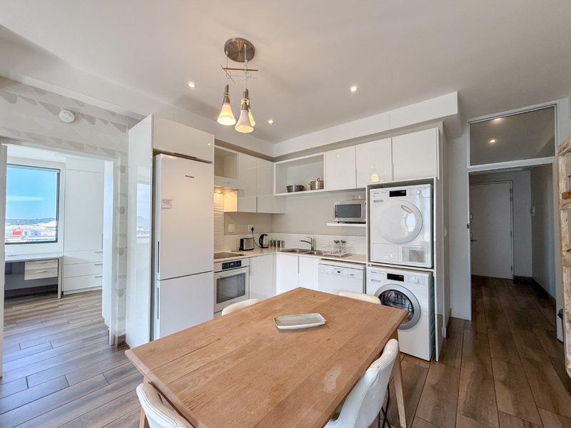 Rare 2-Bedroom Investment Gem | Fully Furnished | The Regency | R2,450,000 excl VAT - Photo 10