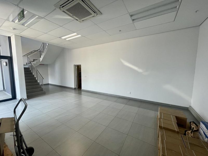 Hendra Estates -1603sqm A-Grade Mini Factory To Let - Mount Edgecombe - Photo 3