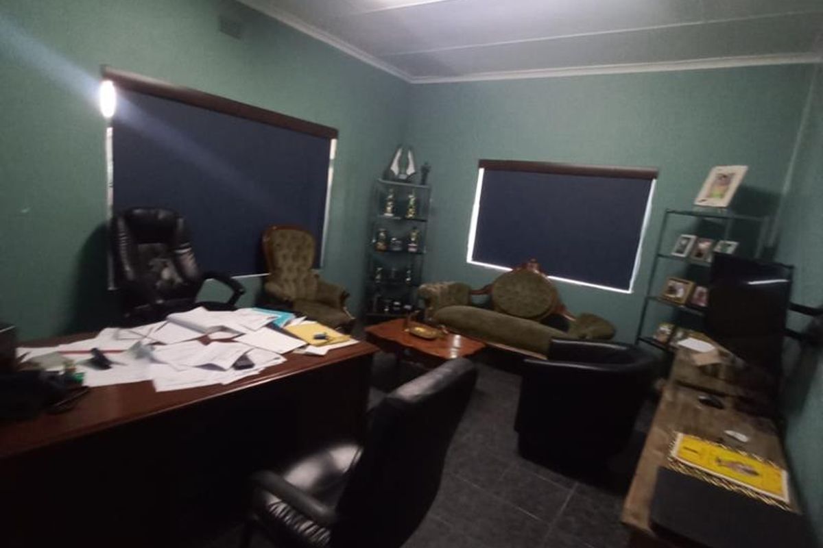 Industrial Property For Sale – Prime Investment Opportunity - Photo 3