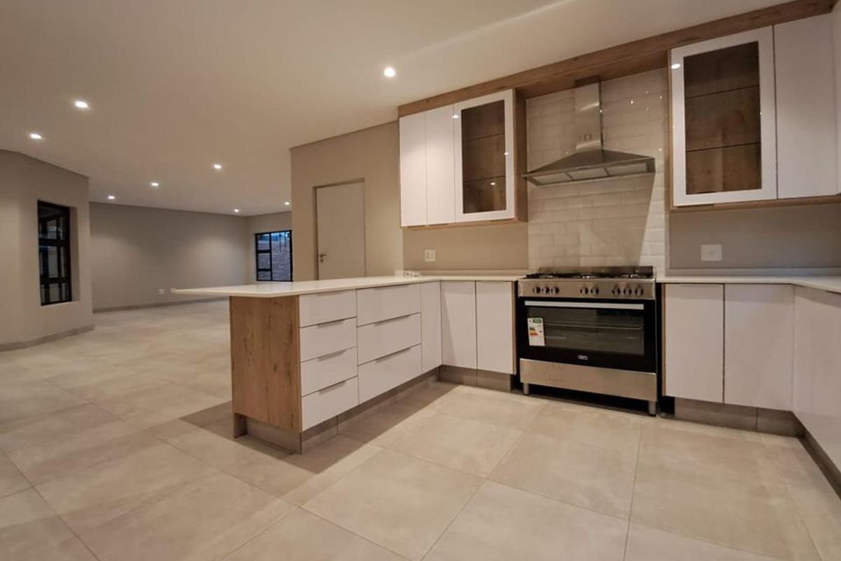 NEW DEVELOPMENT COMING SOON Ultra-Modern Spec Home!! - Photo 3