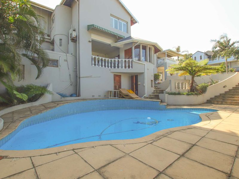 Welcome to your five bedroom dream home - Photo 4