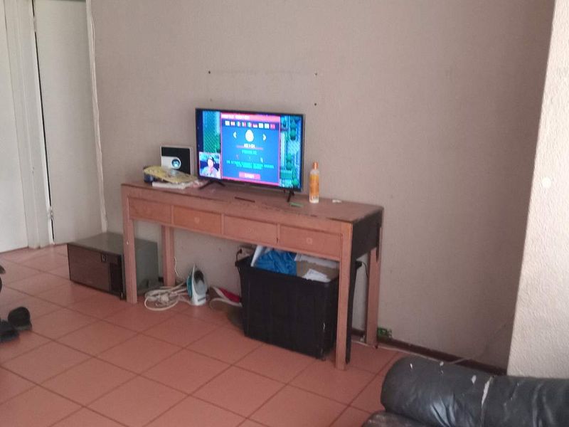 Town house available for sale - Photo 8