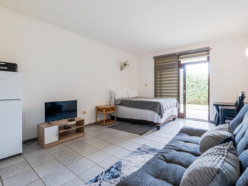 Ground floor and fully furnished - Photo 3