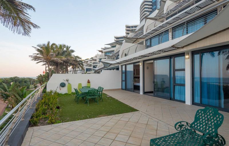 2 BEDROOM | 2.5 BATHROOM APARTMENT