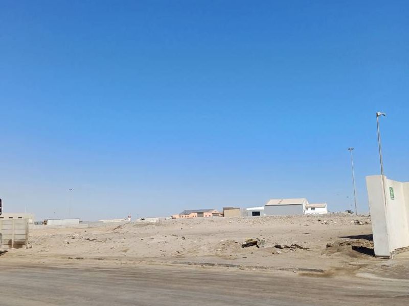Vacant corner Industrial Land enclosed with boundary walls! - Photo 3