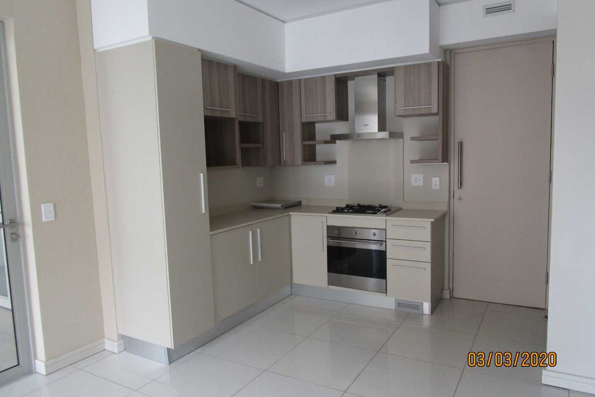 STUPENDOUS ULTRA MODERN 2 BED LUXURY APARTMENT  IN ROSEBANK - Photo 4