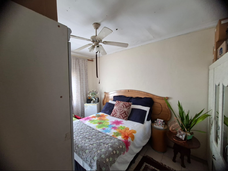 5 Bedroom home for sale Phoenix - Photo 5
