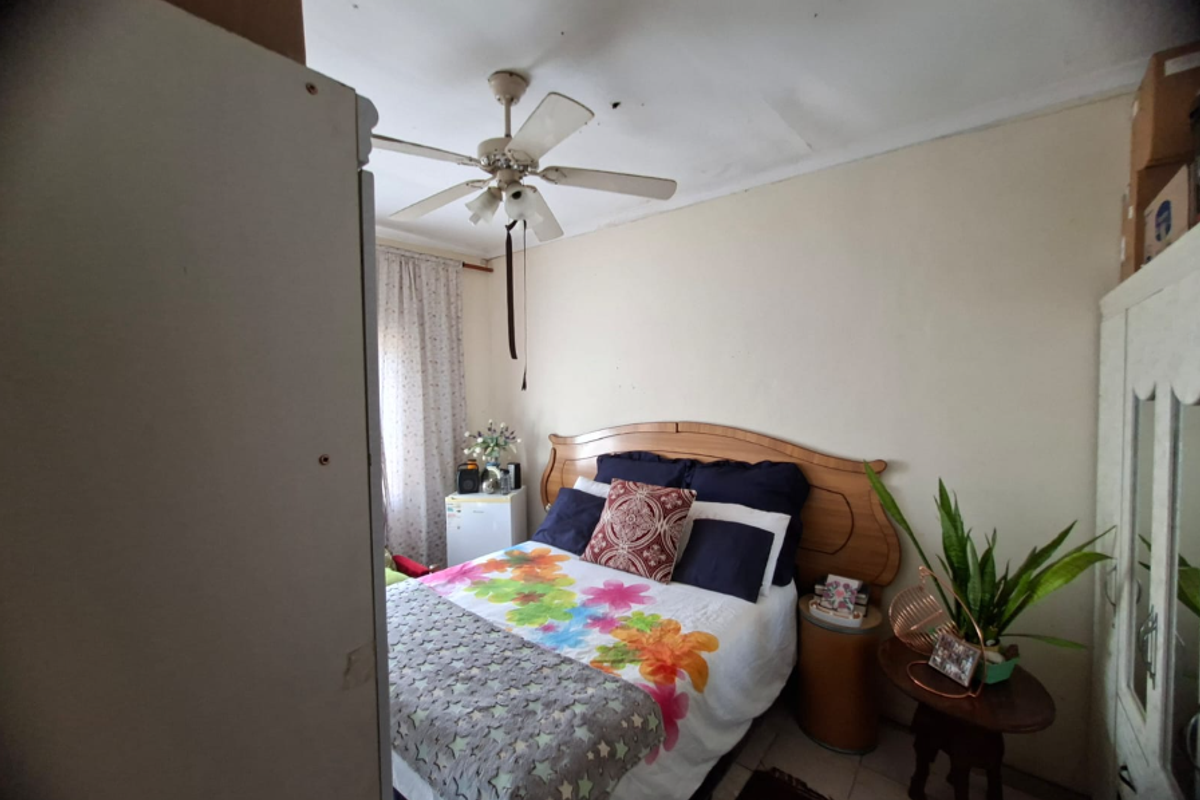 5 Bedroom home for sale Phoenix - Photo 5