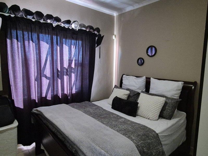 FOR SALE - YOUR NEW HOME AWAITS IN KHOMASDAL! - Photo 5