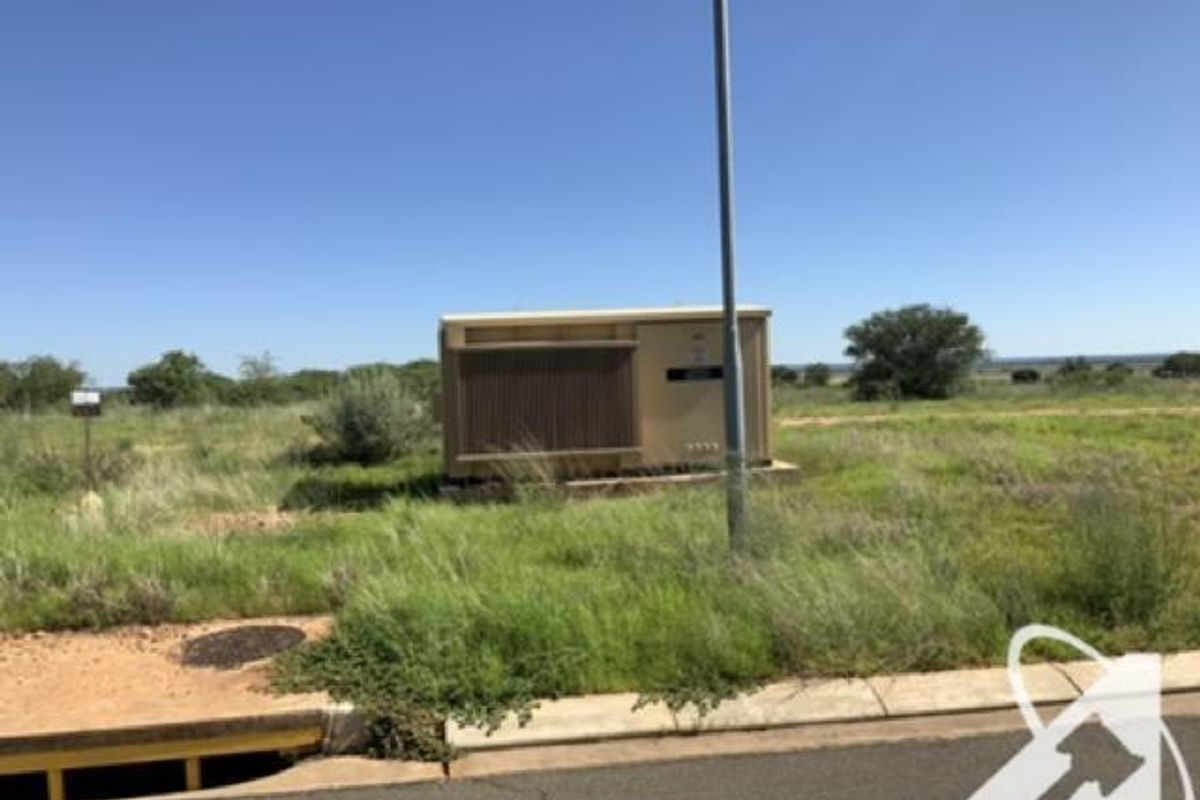 Unlock Your Next Investment Opportunity in Sungate, Windhoek! - Photo 3