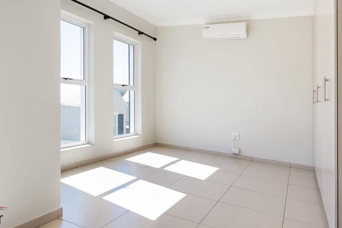 2 Bedroom Unit in Le Mont Complex, Avis - Photo 4