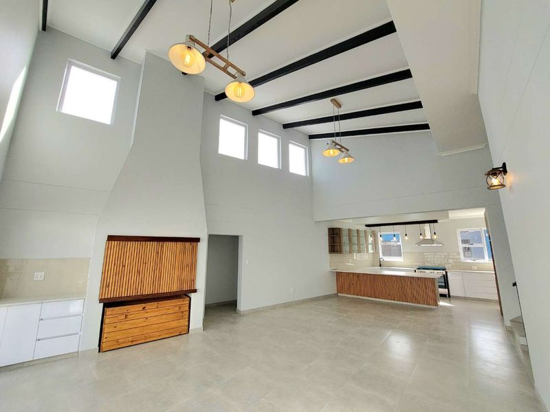 Luxury Living: New Build with Breathtaking Sea Views - Photo 4