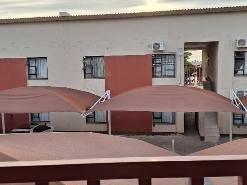 Ongwediva Lock up and Go - VIP Villas Flat - Photo 7