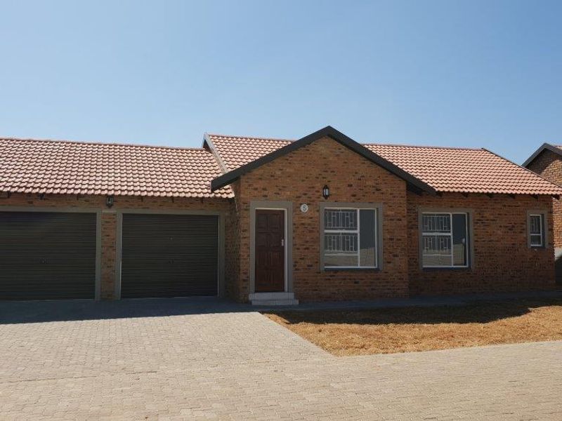 Two Bed Townhouse Riversdale Meyerton - Photo 9
