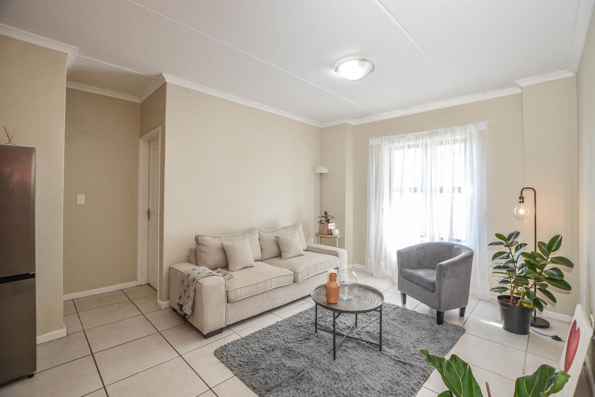 One bedroom Apartment - Photo 3