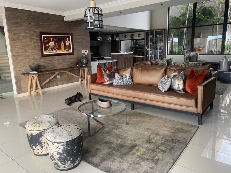 Luxury Meets Functionality in Your Dream Home - Photo 6