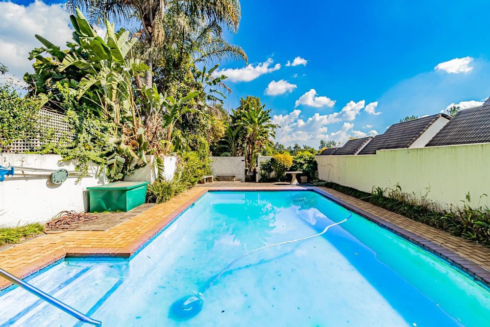 The communal Pool