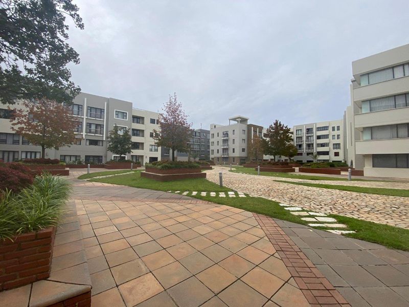 Two Bedroom Apartment For Rent - Photo 3