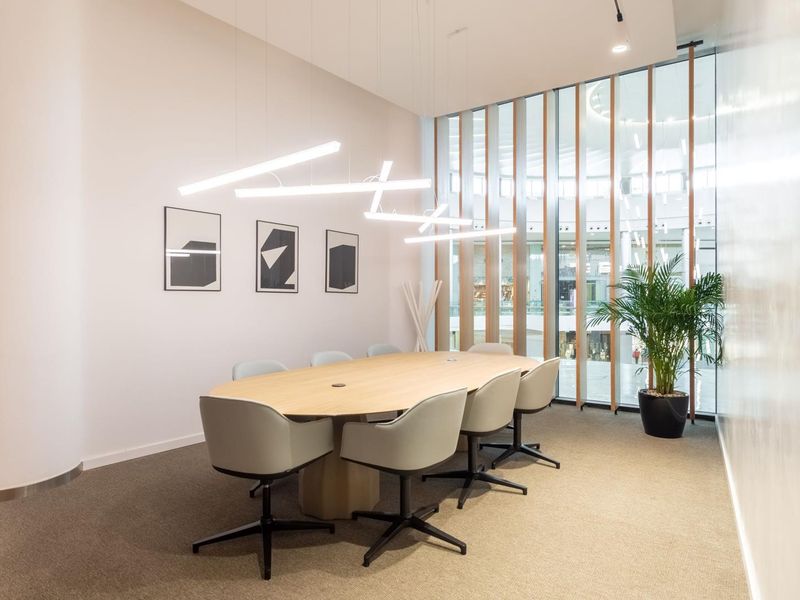 Beautifully designed serviced office space for 10 persons in SPACES 50 Long Street - Photo 6