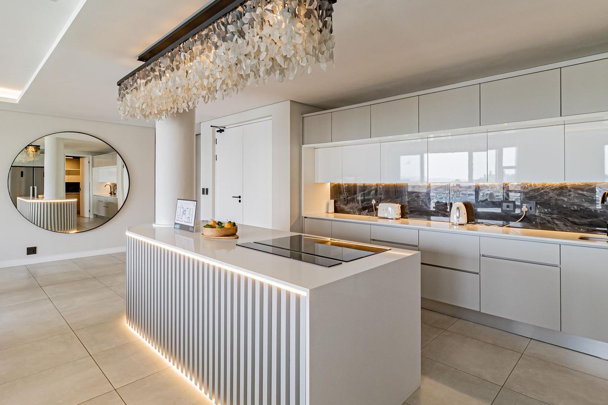 3 Bedroom Apartment for Sale in Waterfall - Photo 3