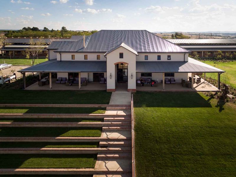 Craft Your Ultimate Lifestyle: Unleash Your Dreams in the Exquisite Steyn City Haven - Photo 9