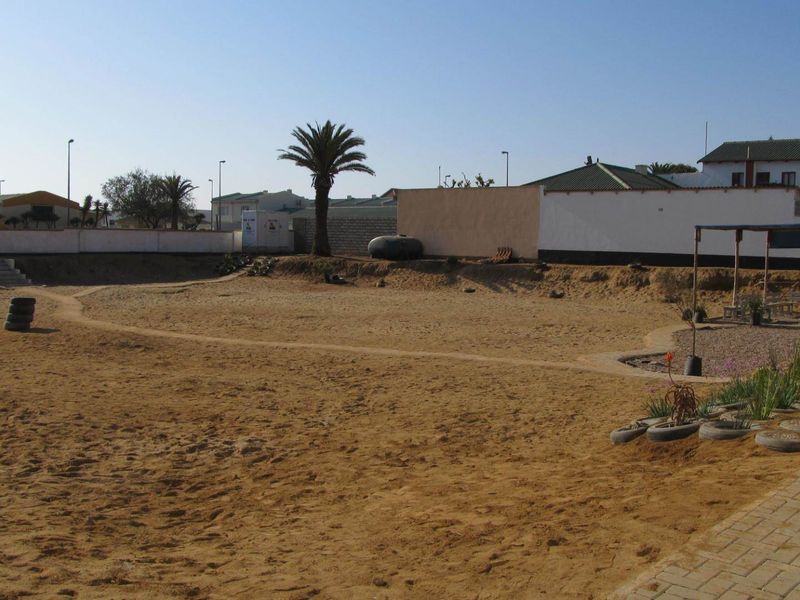 Commercial property in CBD - Photo 6