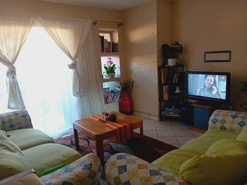 Ground floor living in Hills of Winchester - Photo 5