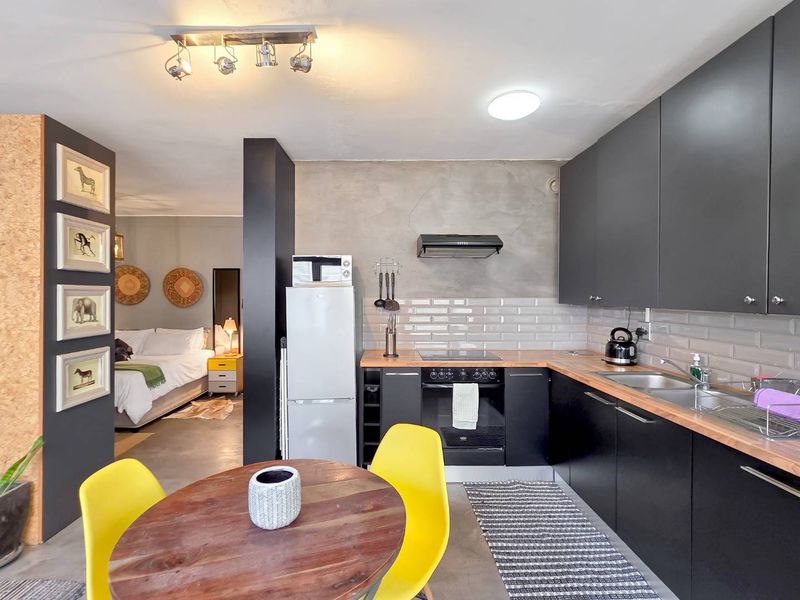 City Bowl Living Meets Boutique Hotel Comfort - Photo 4