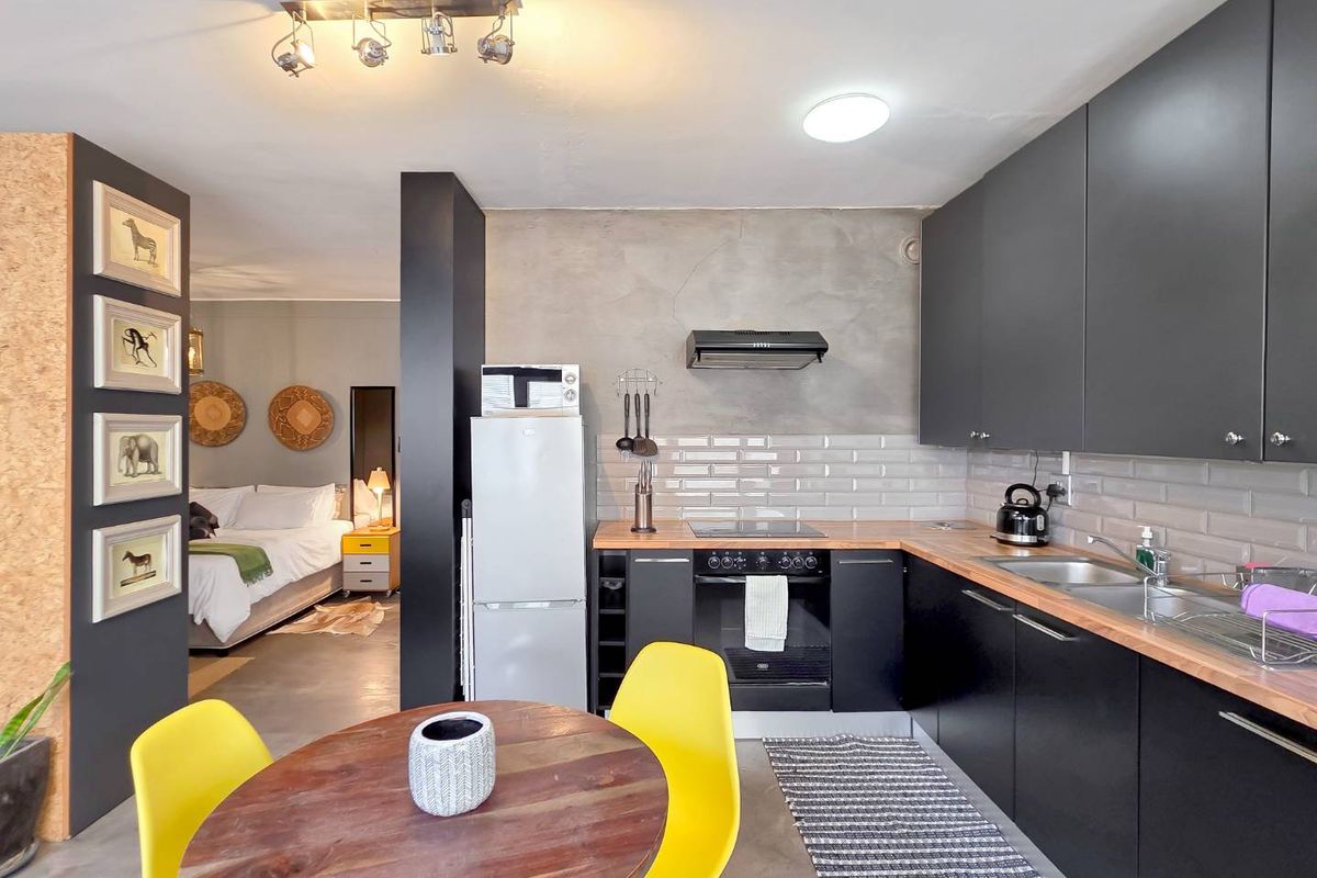 City Bowl Living Meets Boutique Hotel Comfort - Photo 4