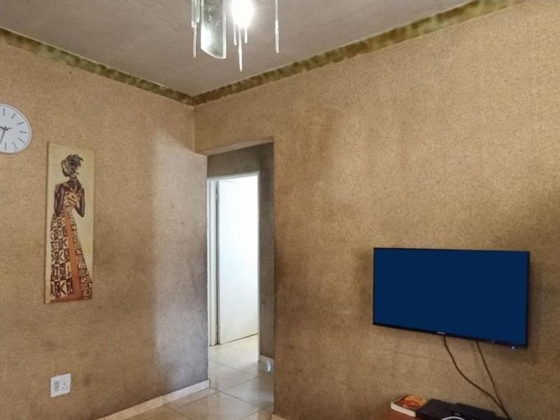 2 Bedroom House In Kaalfontein Ext 17 - Photo 9