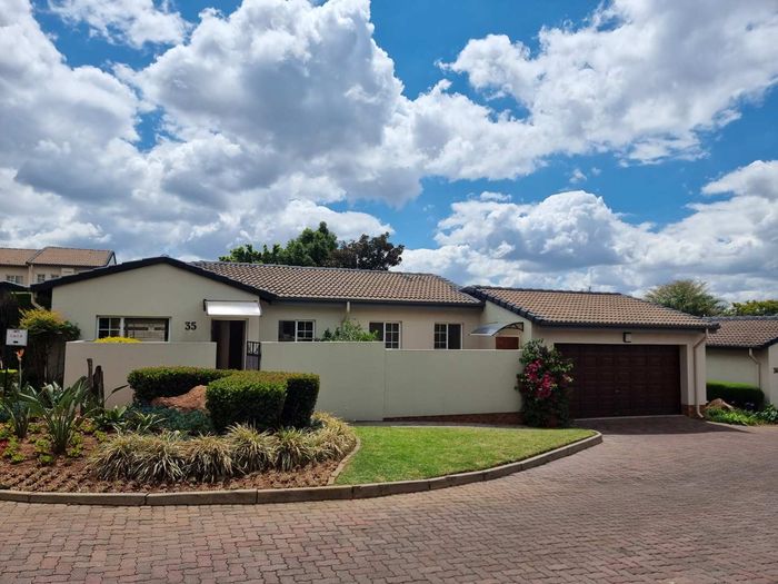 Property #2552828, Townhouse Rental Monthly in Moreleta Park