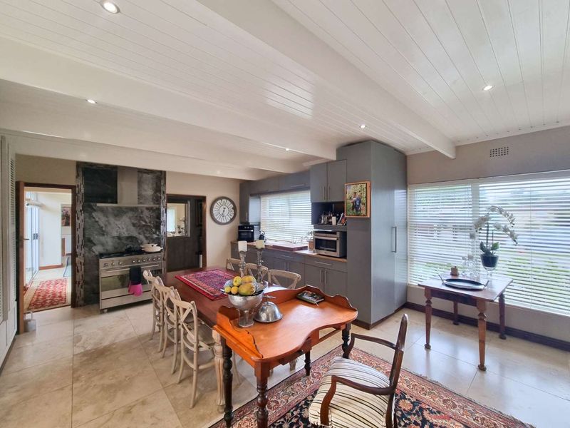 Elegant Living Steps from the Ocean! - Photo 5