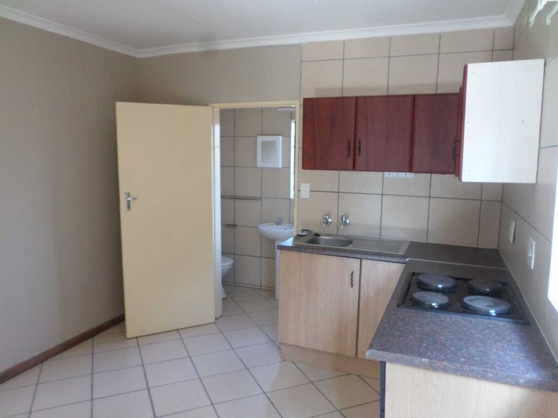 Cambridge Village, 1 Bedroom apartment for sale - Photo 3
