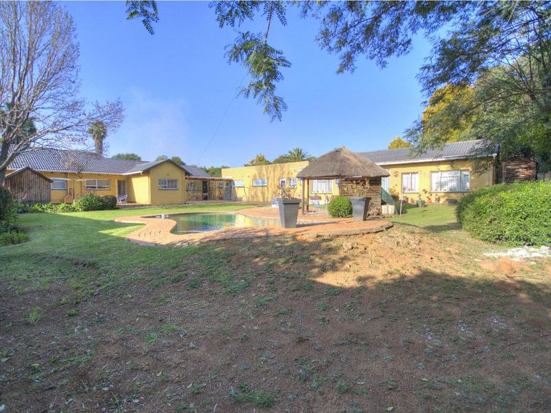 2 properties on one stand! - Photo 4