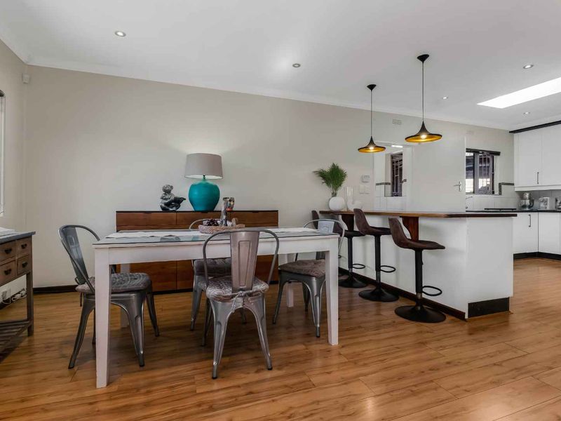 A FEEL-GOOD FAMILY HOME IN THE HEART OF LOVELY LONEHILL - Photo 4