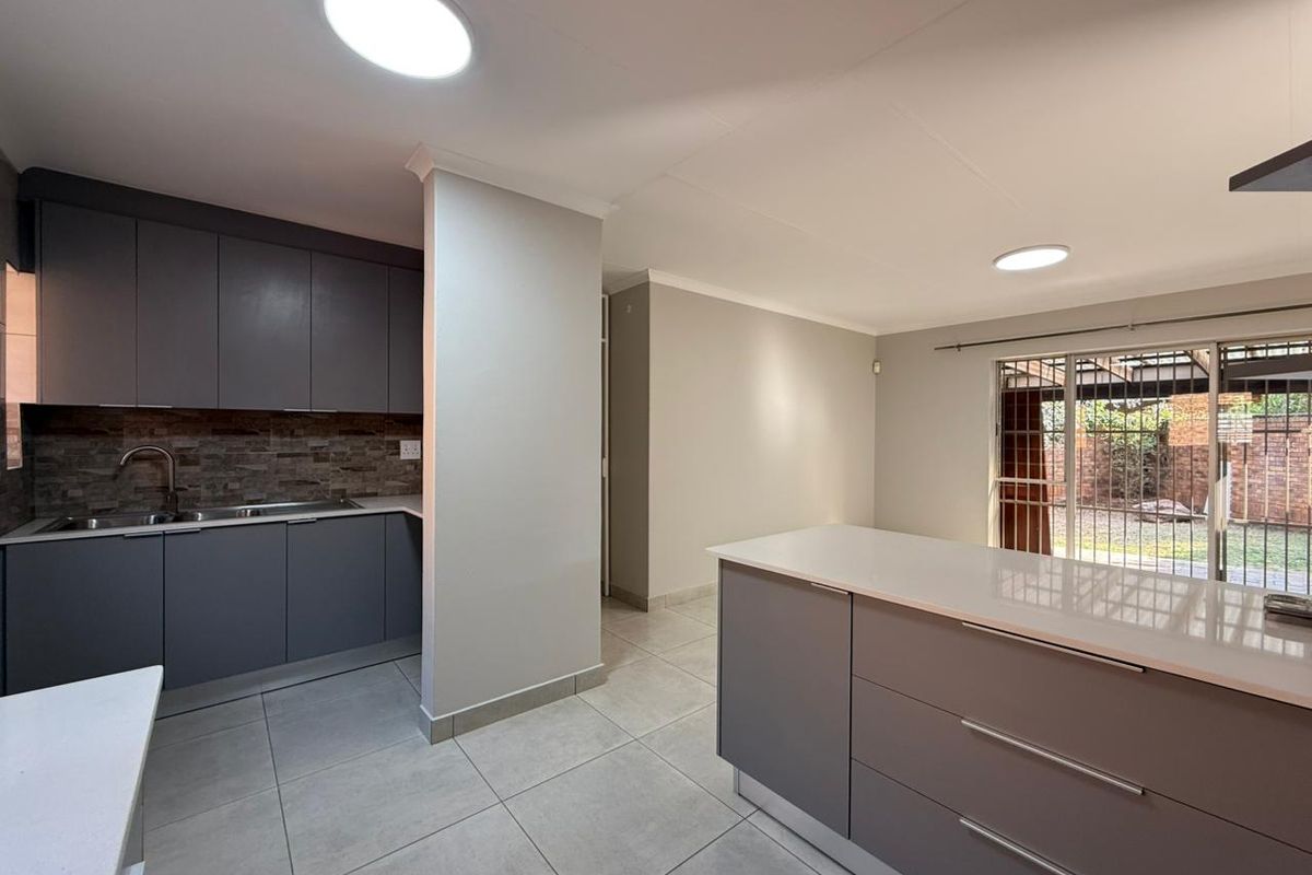 Brand New Renovated Duet in Quiet Location - Photo 2