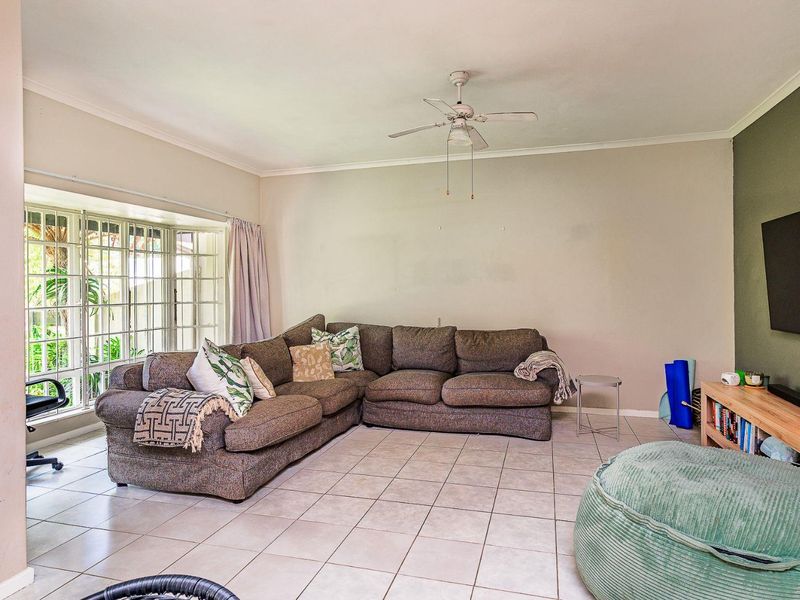 FOR SALE  |  Gillitts  |  Edgecliffe Park Estate  |  3 Bedroom Cluster Home - Photo 5
